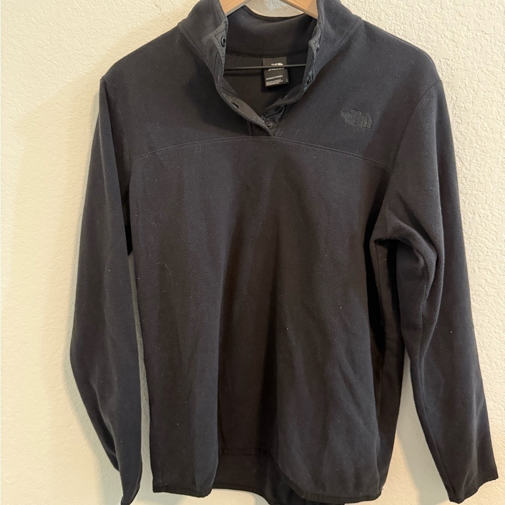 The North Face // EUC Women’s Black Sweater